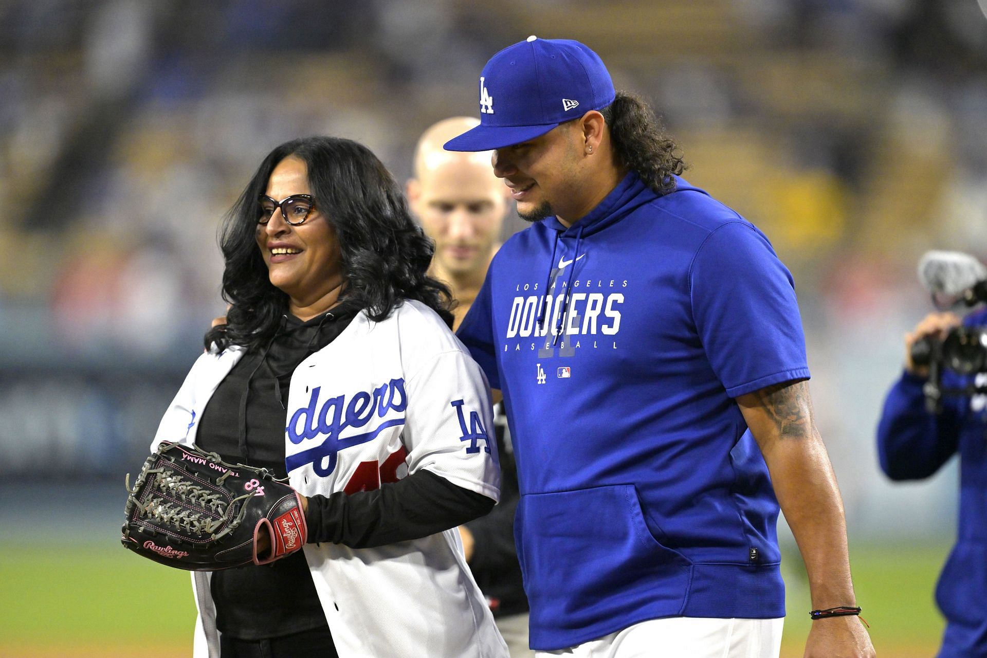 San Francisco Giants v Los Angeles Dodgers